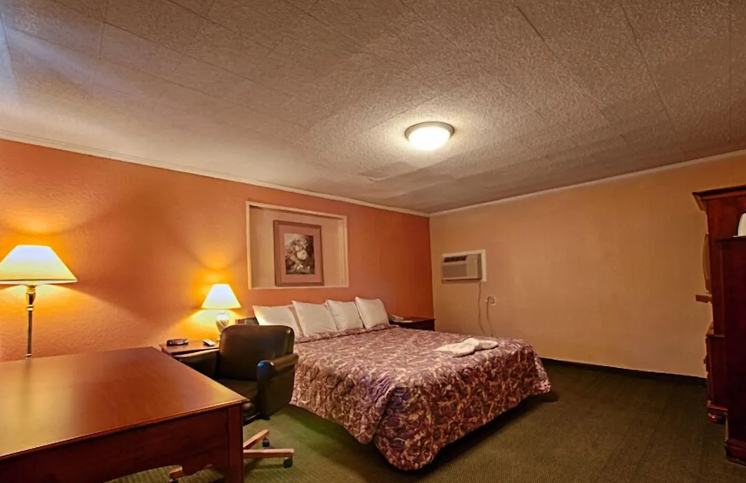 Economy Motel Inn And Suites Somers Point-1