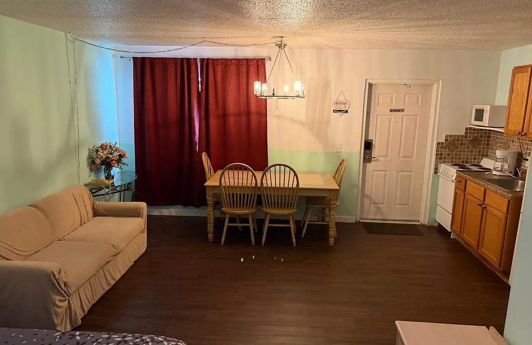 The Floridian Inn-1