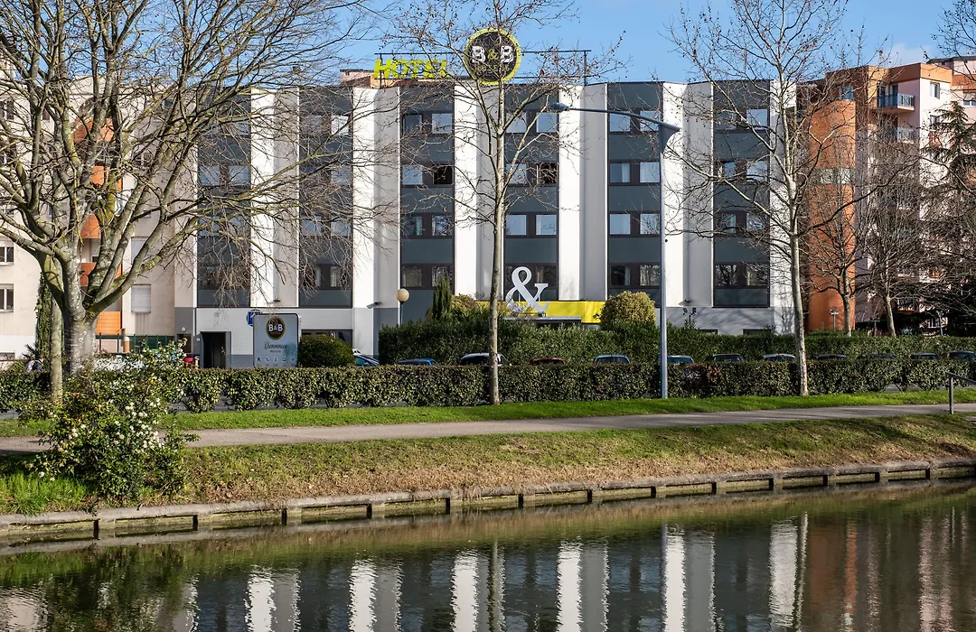 B&B HOTEL Toulouse Centre Canal du Midi-1