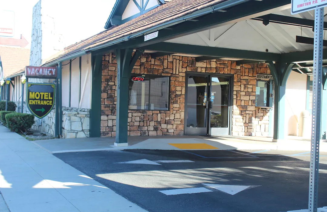 Best Whittier Inn-1