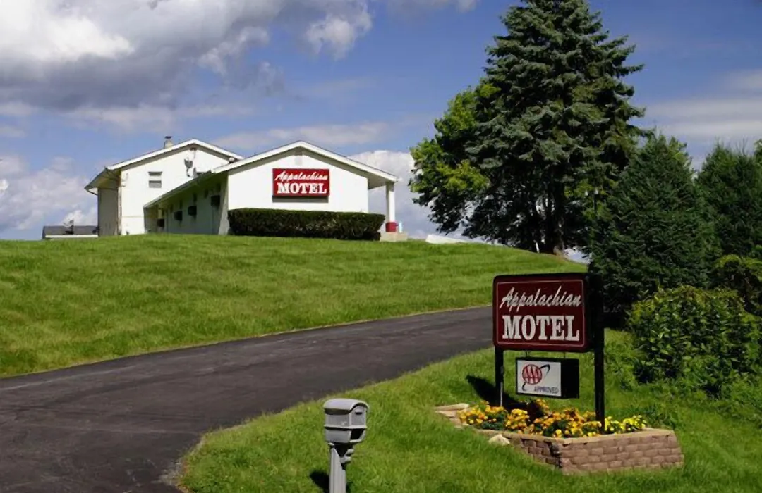 Appalachian Motel-1