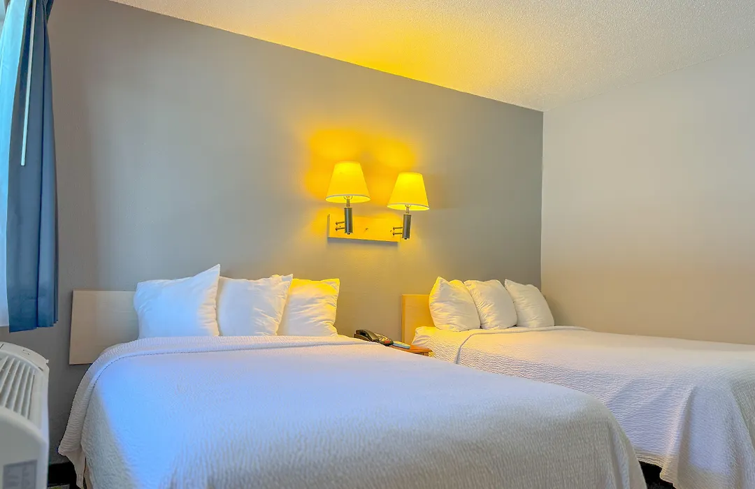 Super 7 Motel-1