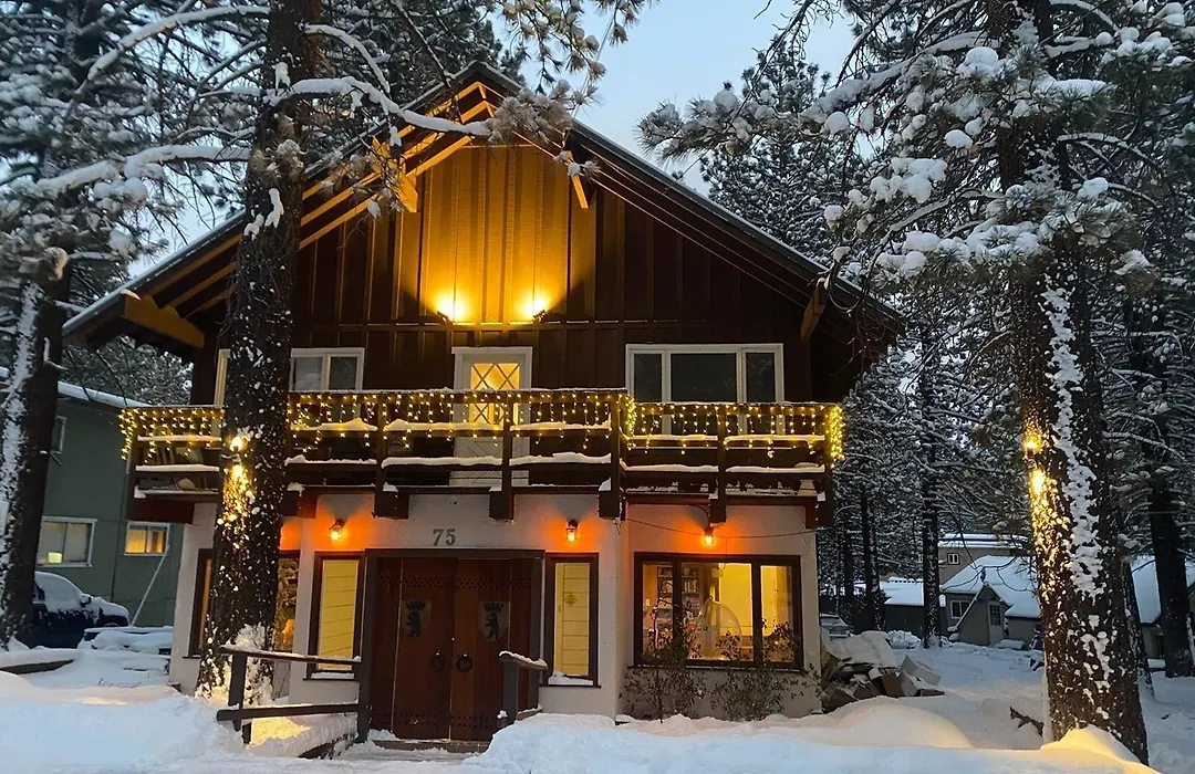 The Mammoth Inn-1