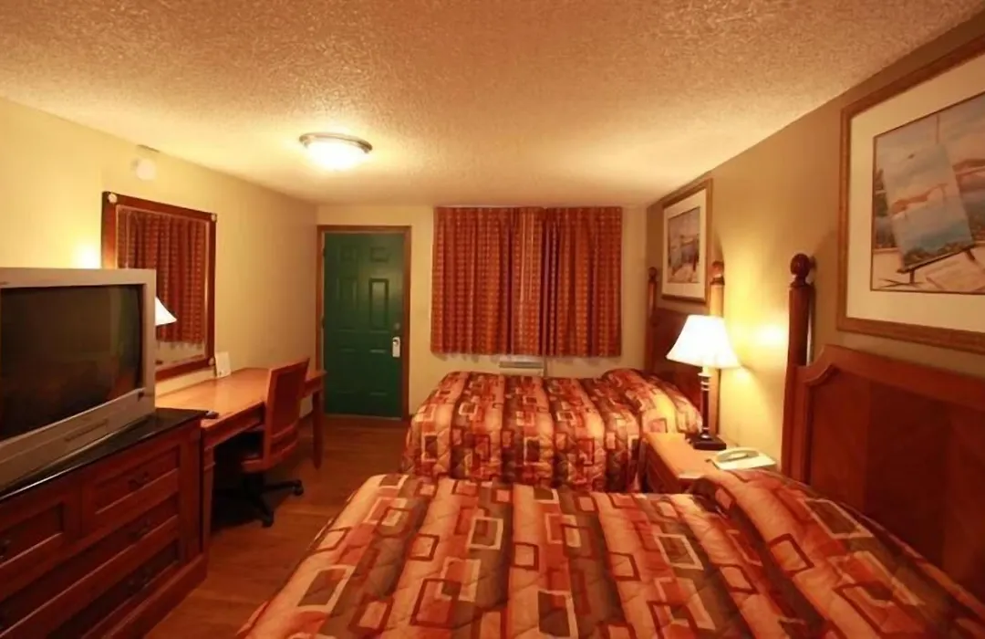 Executive Motel-1