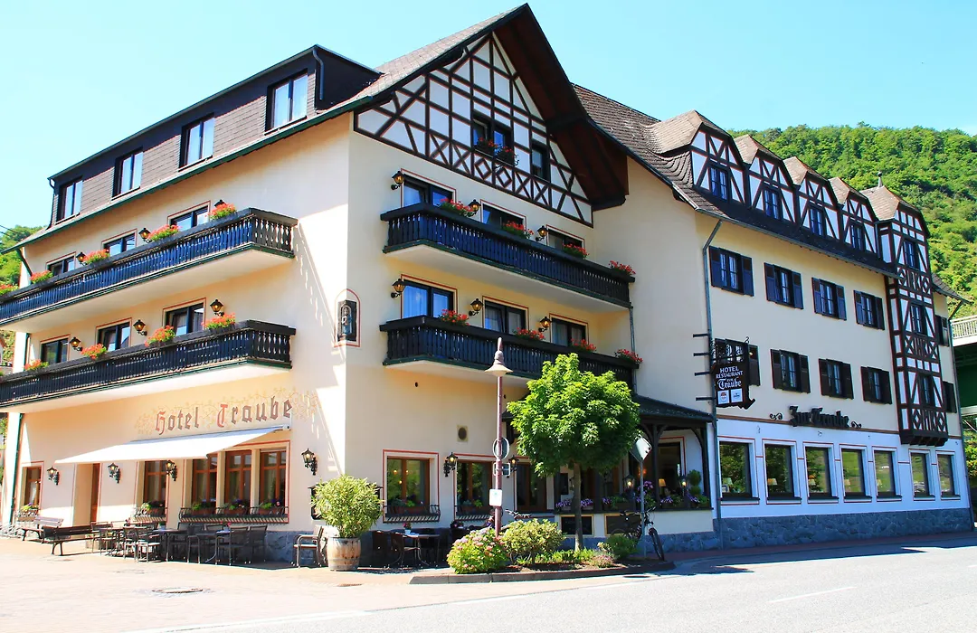 Moselhotel & Restaurant Zur Traube Gmbh-1