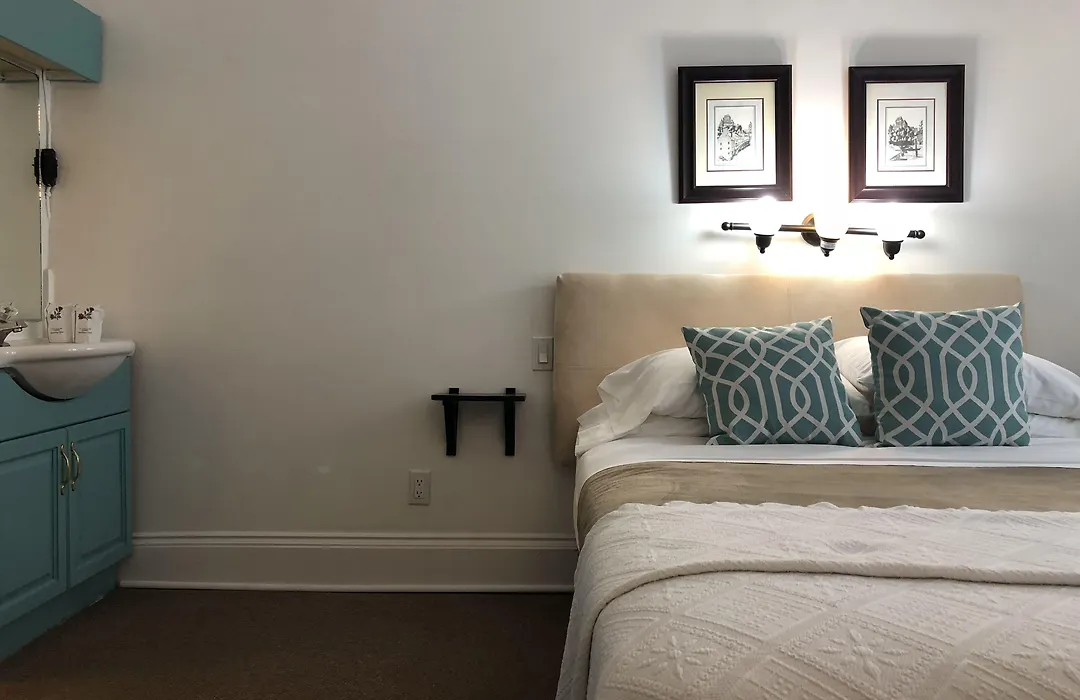Au Petit Hôtel-1