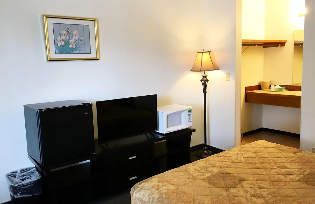 Fairground Inn-1