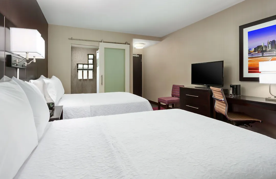 Hampton Inn Times Square Central-1