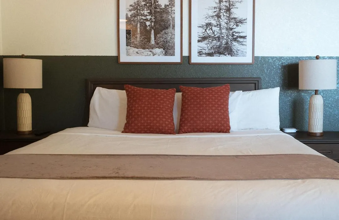 The Glen Resort-1