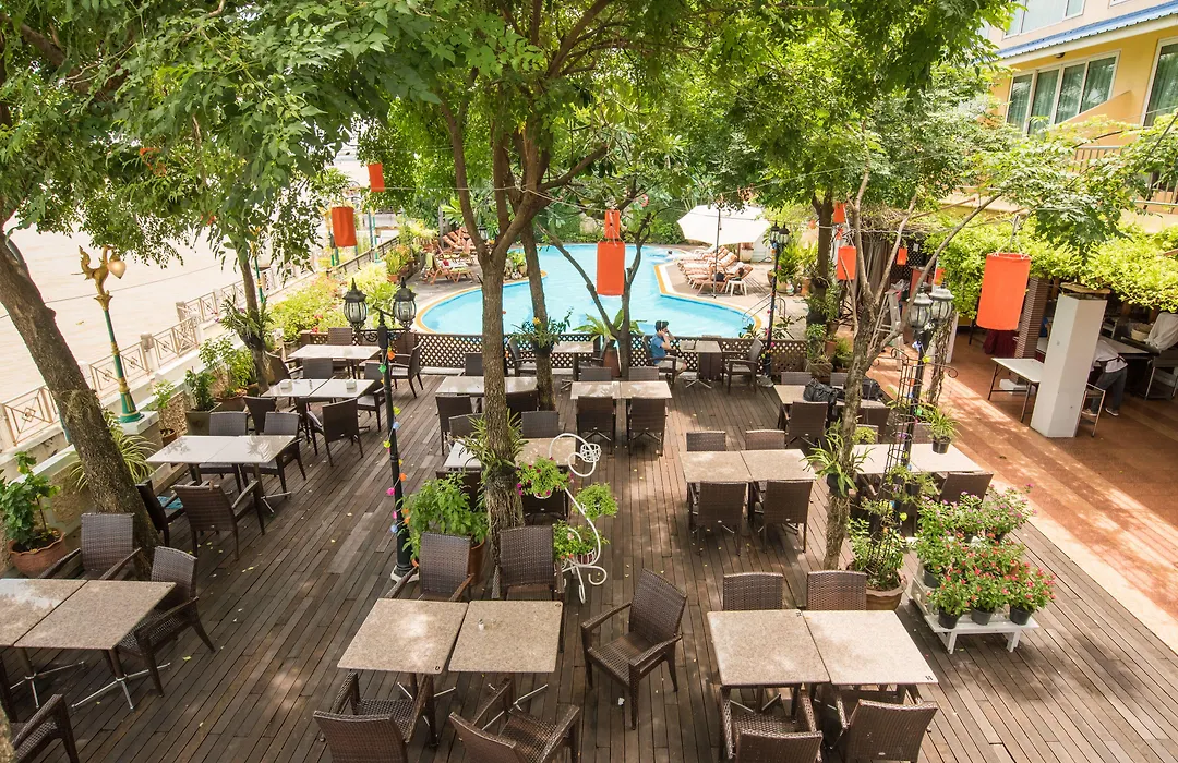 New Siam Riverside-1