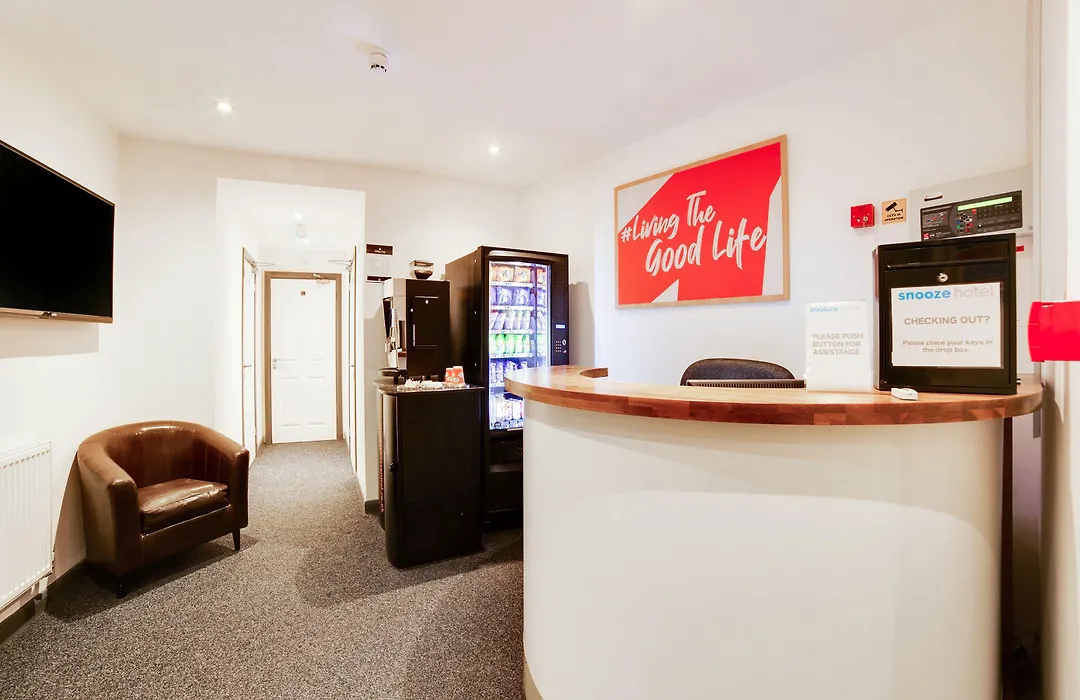 Snooze Hotel-1