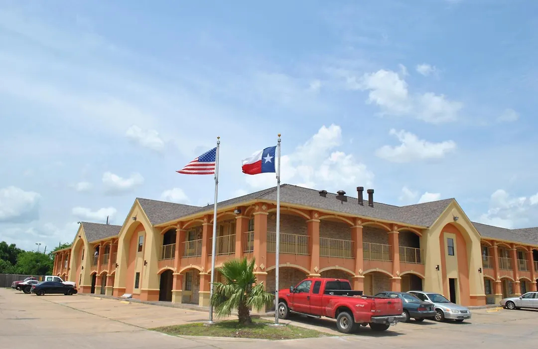 Executive Inn Brookshire-1