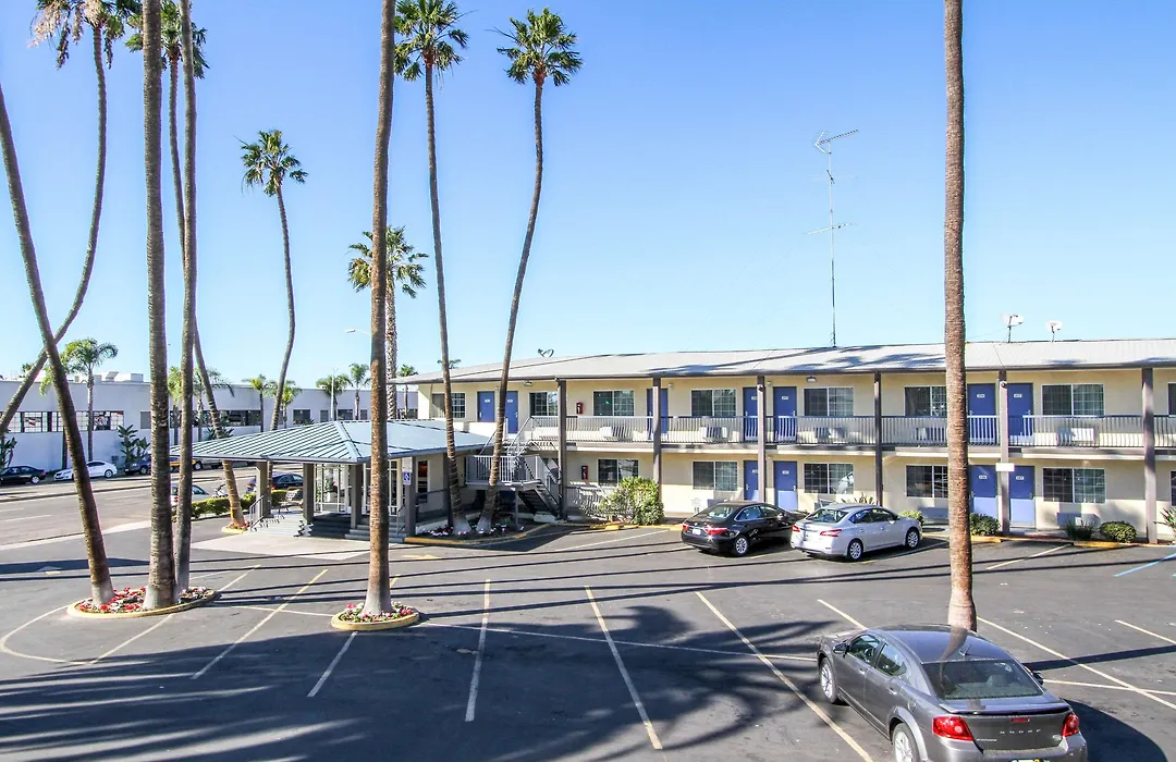 Motel 6 San Diego, Ca Airport Harbor-1