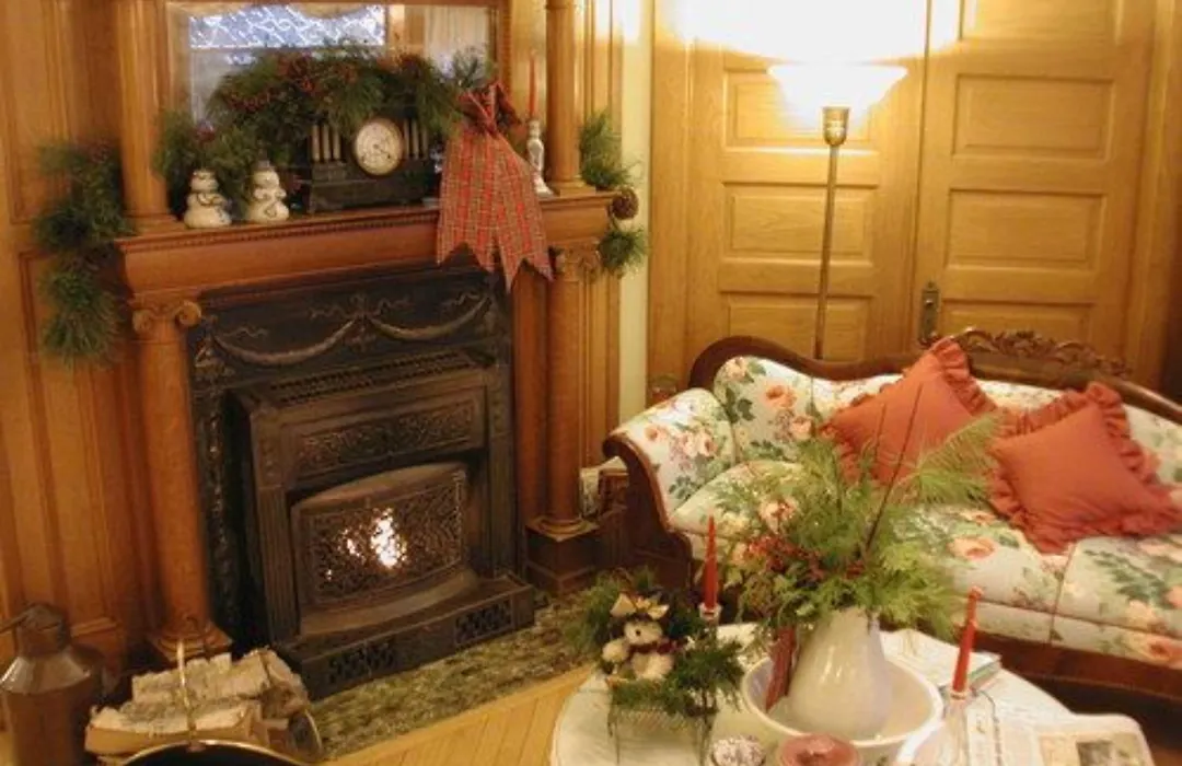 White Lace Inn-1