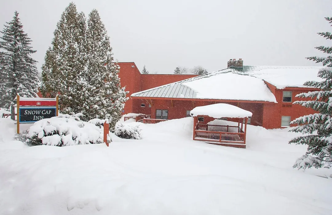 Snow Cap Inn-1