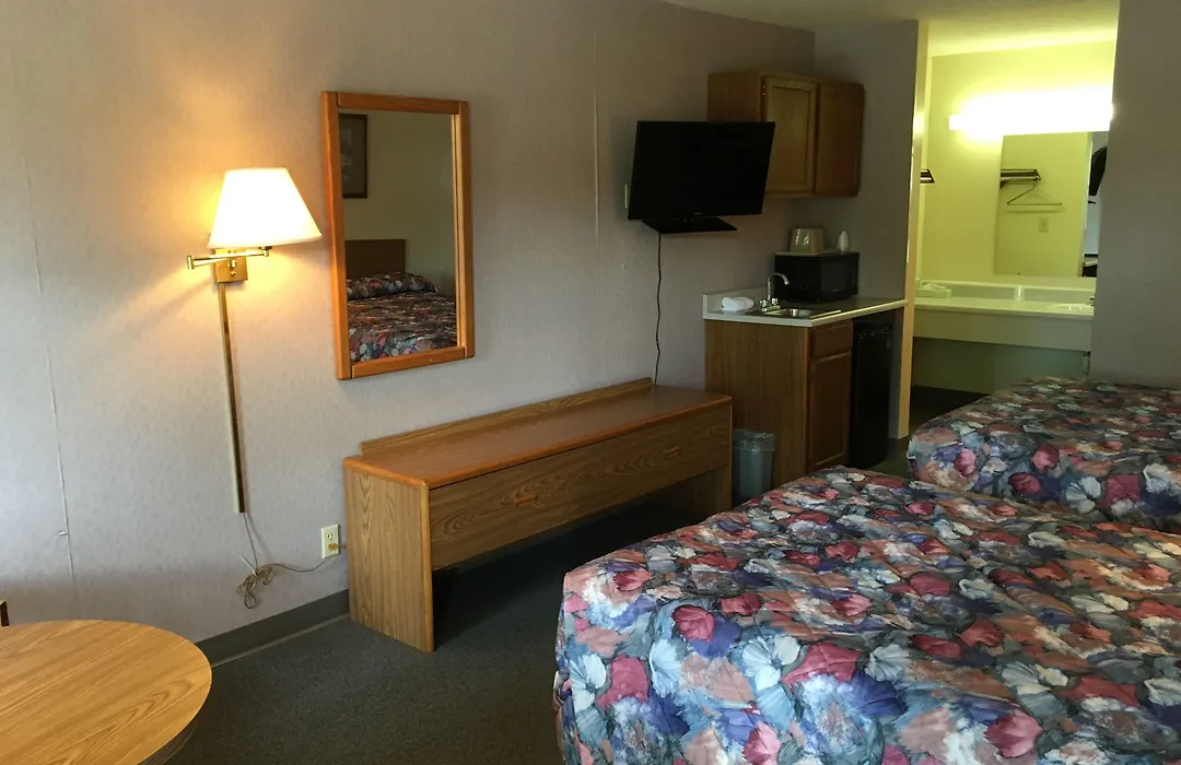 Salt Creek Inn-1