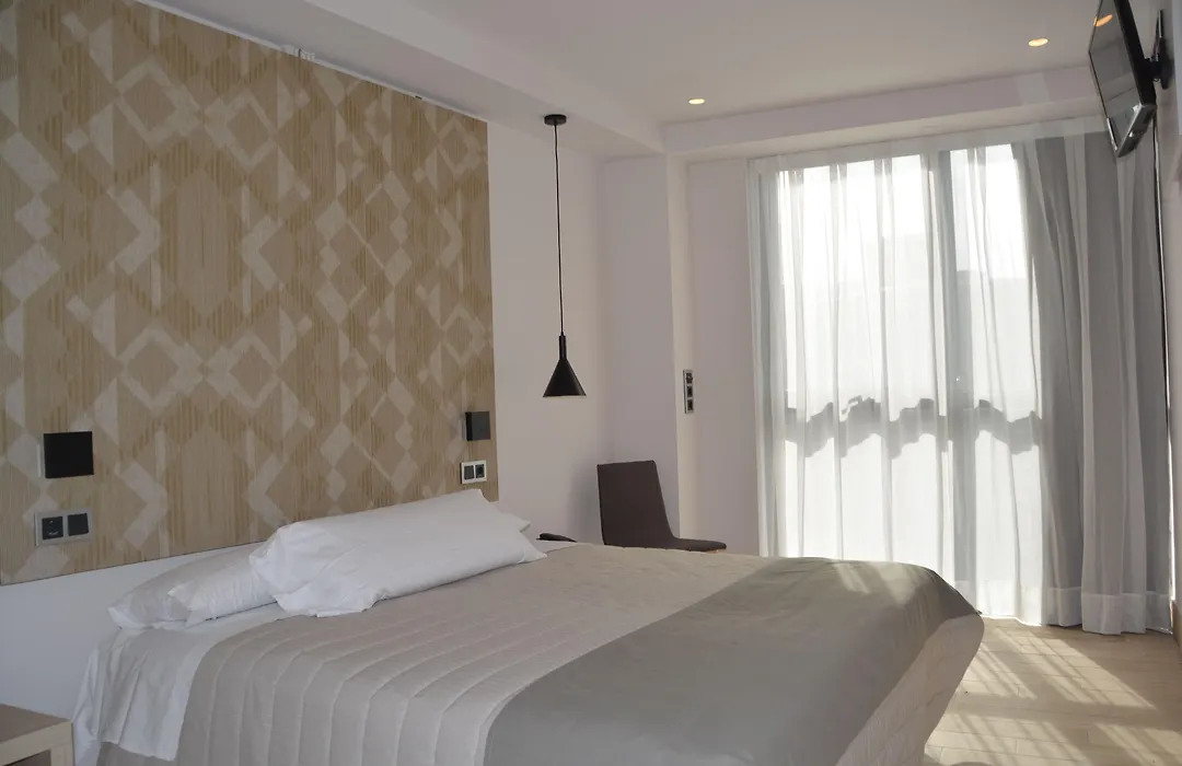 Hotel Bilbao Plaza-1