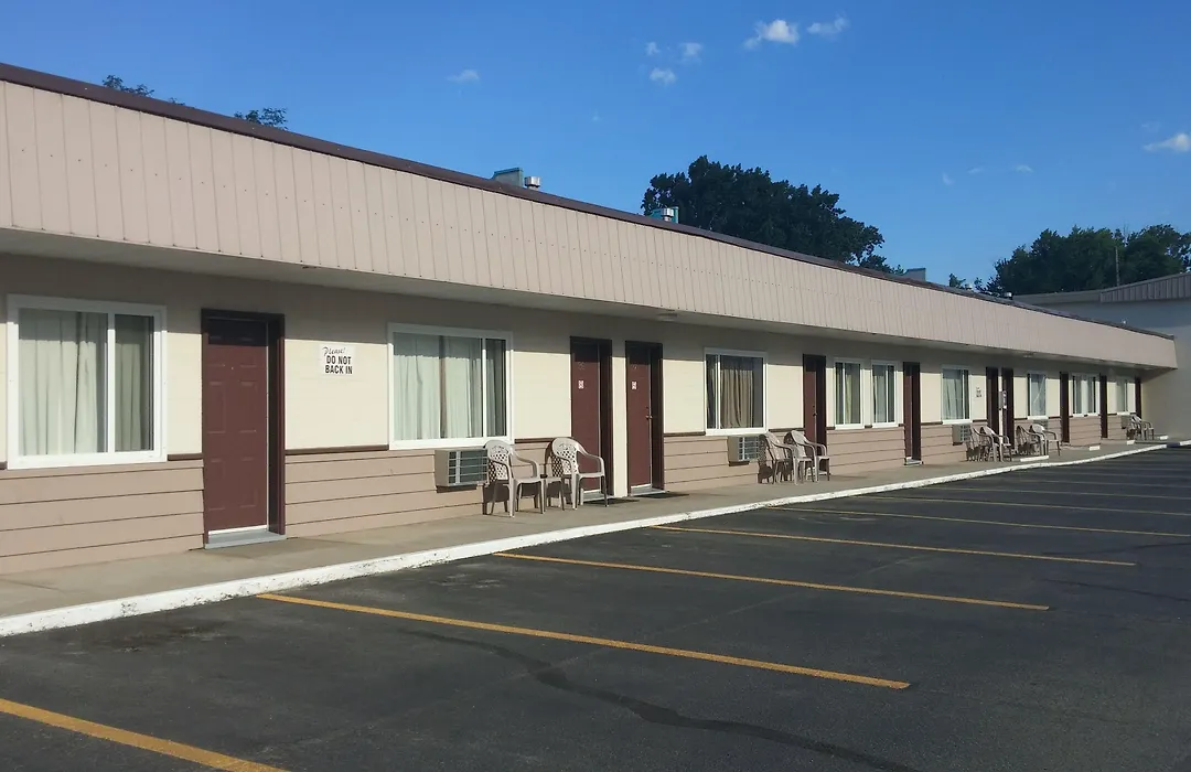 Shoreline Resort Condominiums-1