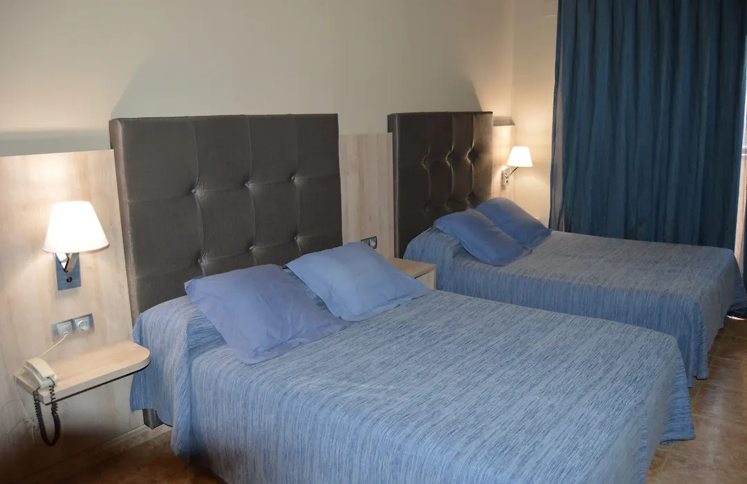 Hotel Ciutadella-1