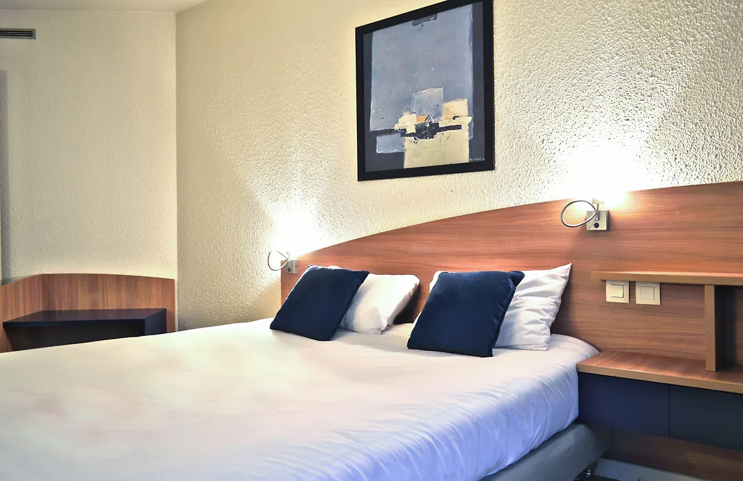 Art Hotel Paris Est-1