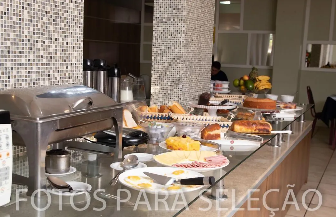 Victoria Plaza Hotel-1