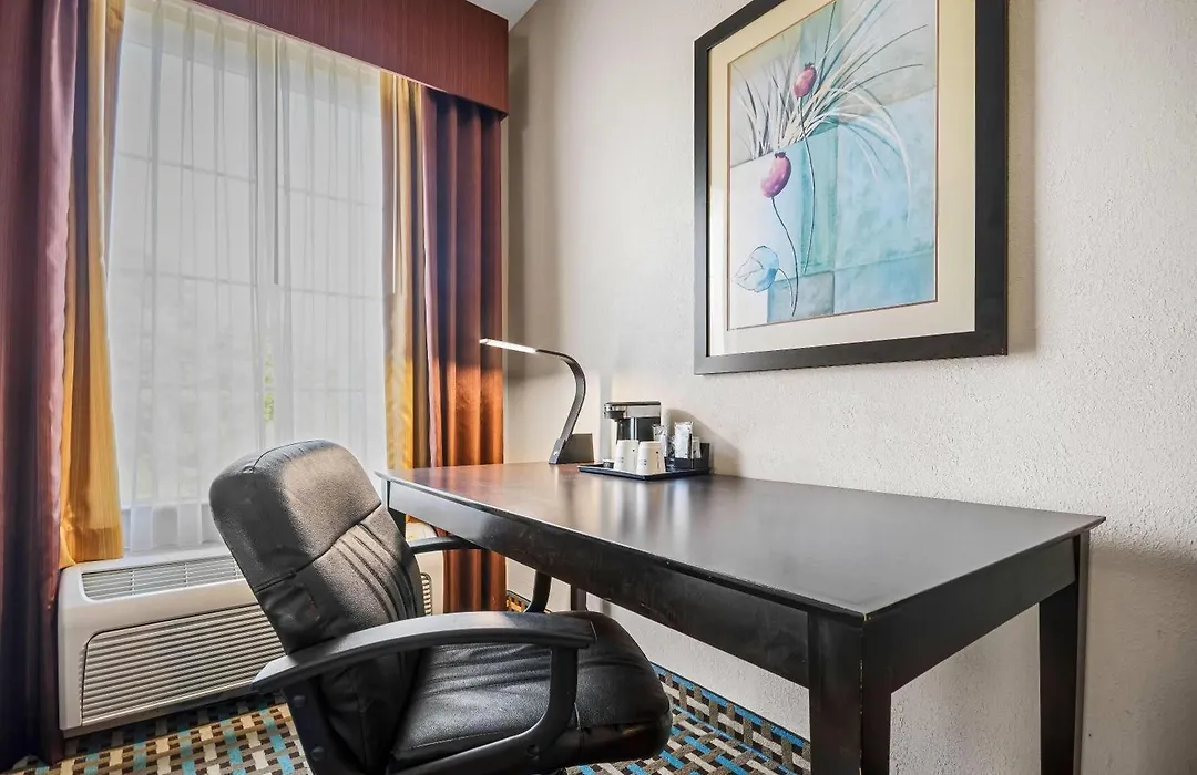La Quinta By Wyndham Stonington-Mystic Area-1