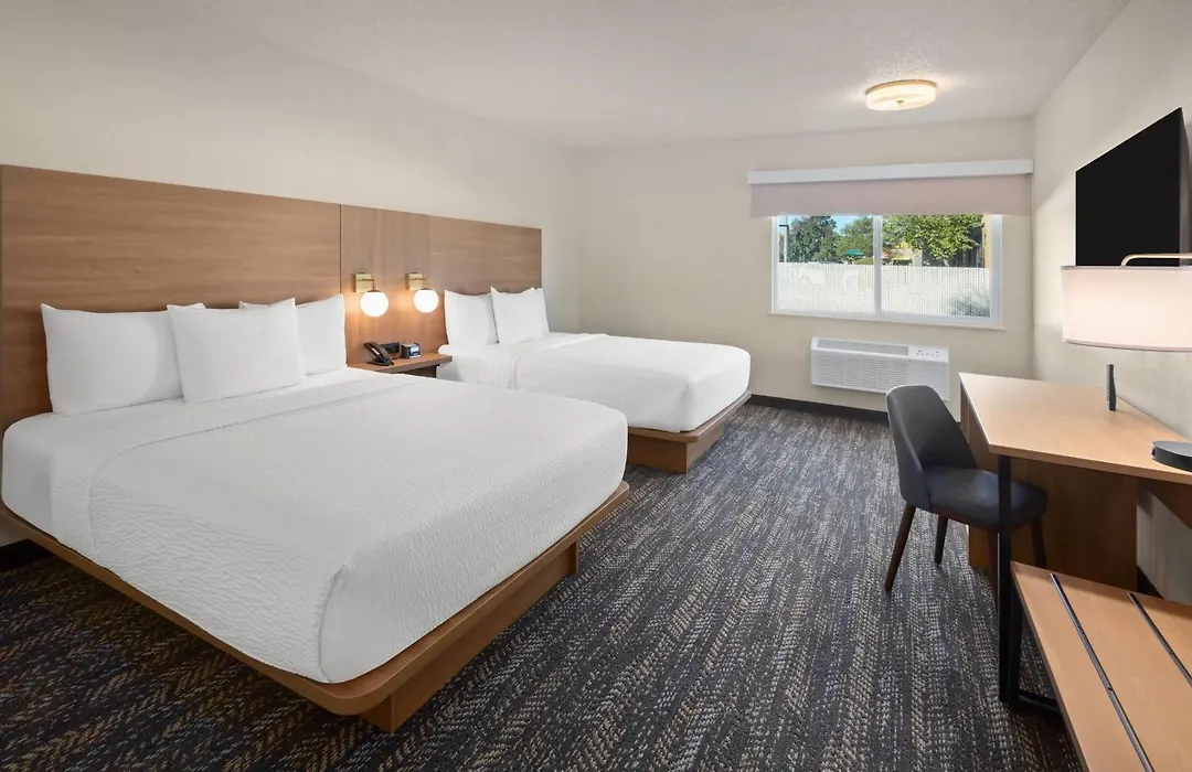 Ramada By Wyndham Merced-1