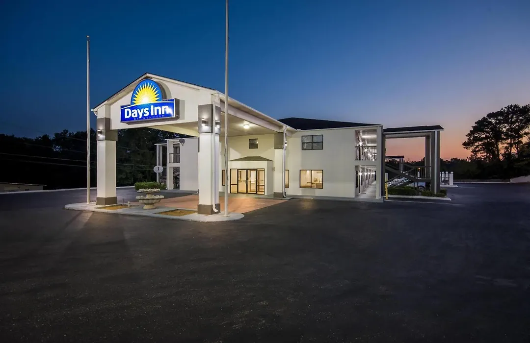 Days Inn By Wyndham Enterprise-1