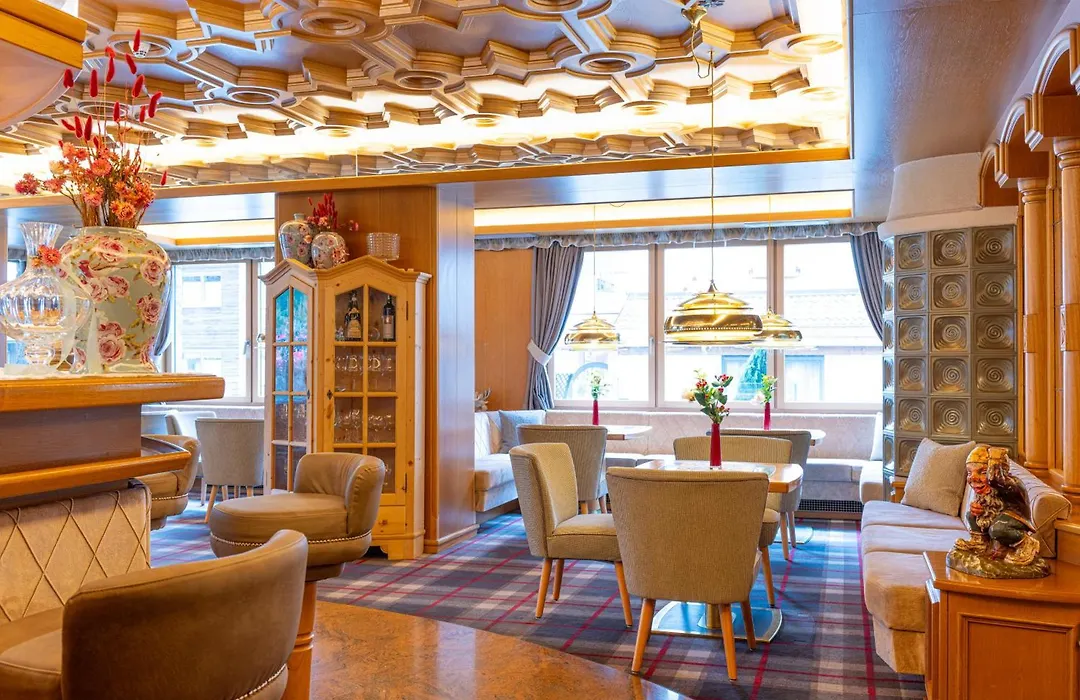 Hotel Meida-1
