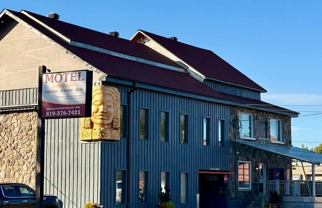 Motel Bellefeuille-1