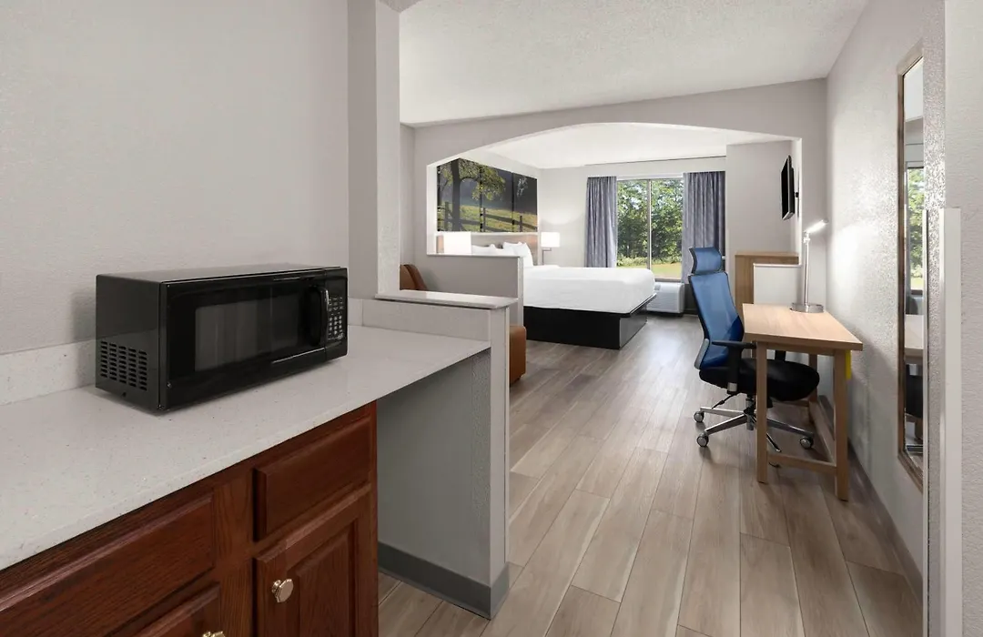 Days Inn By Wyndham Blairsville-1