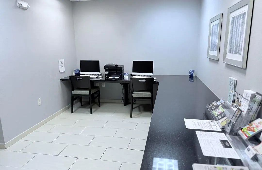 Holiday Inn Express & Suites Bonham By Ihg-1