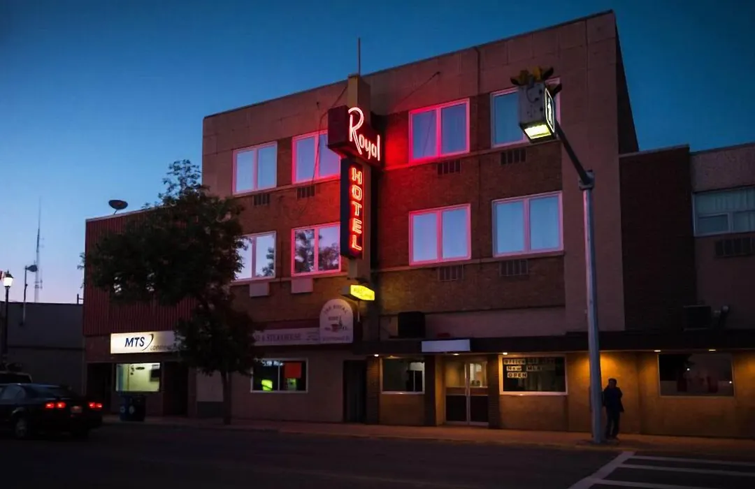 Royal Hotel-1