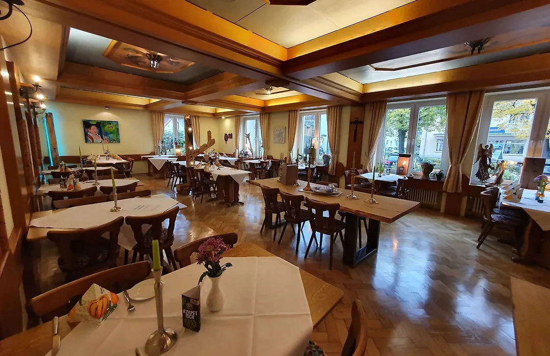 Hotel Neuenburger Hof-1