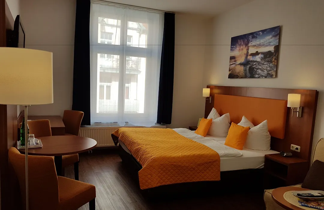 Hotel Amber Altstadt-1
