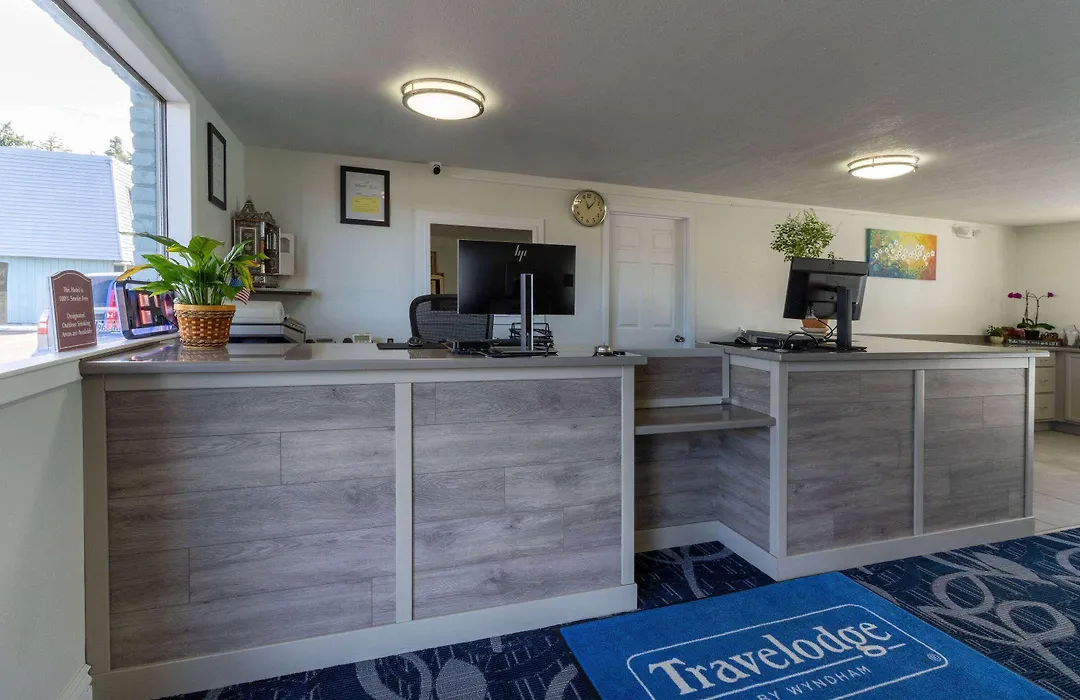 Travelodge By Wyndham Florence-1