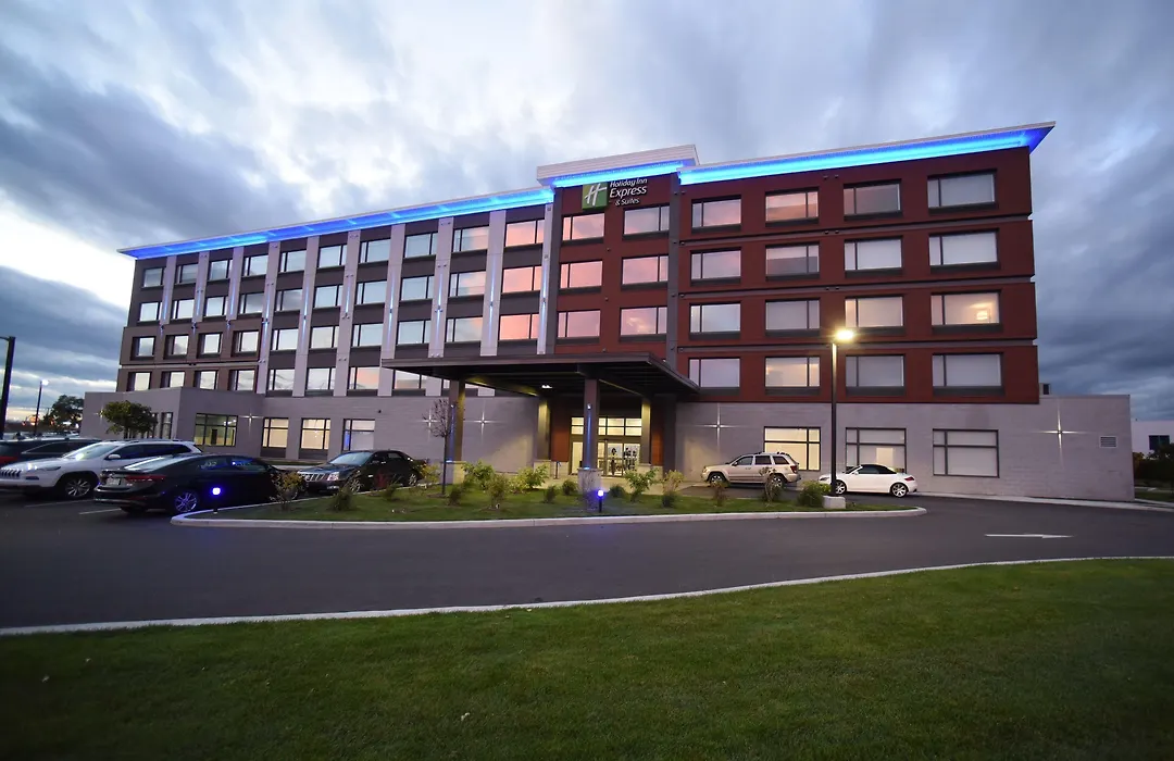 Holiday Inn Express & Suites - Gatineau - Ottawa By Ihg-1