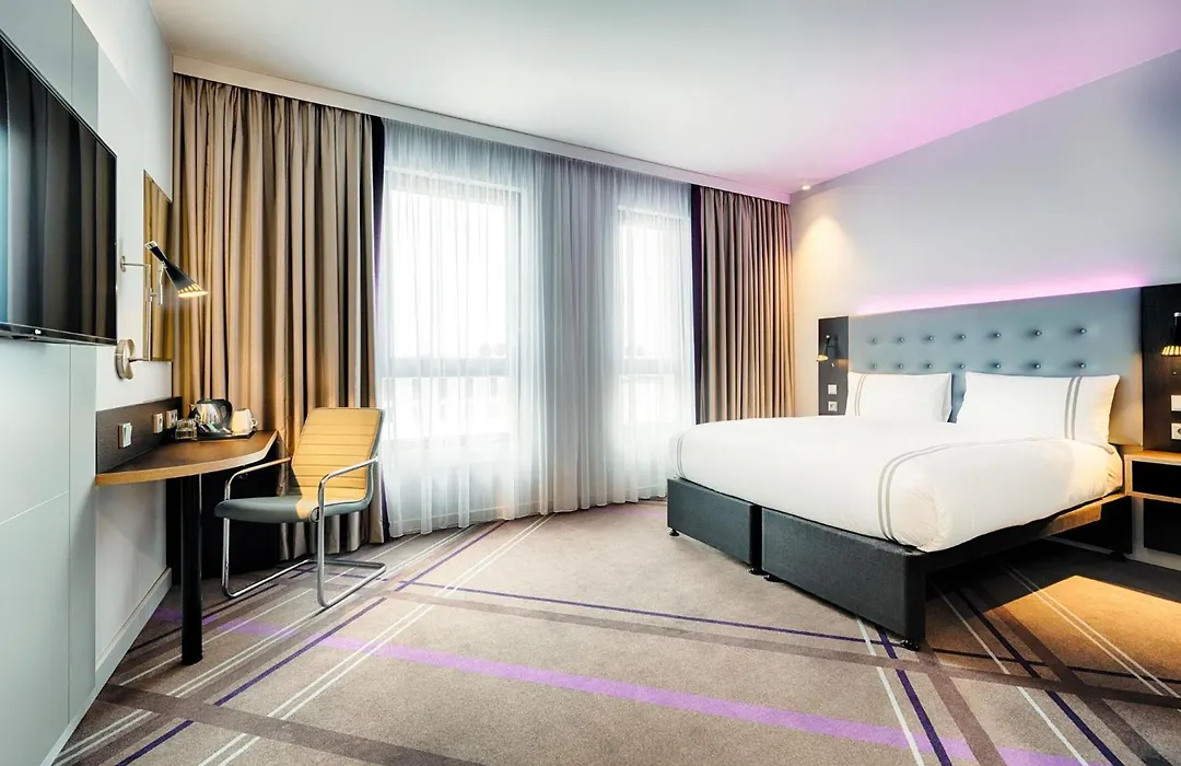 Premier Inn Berlin Airport-1