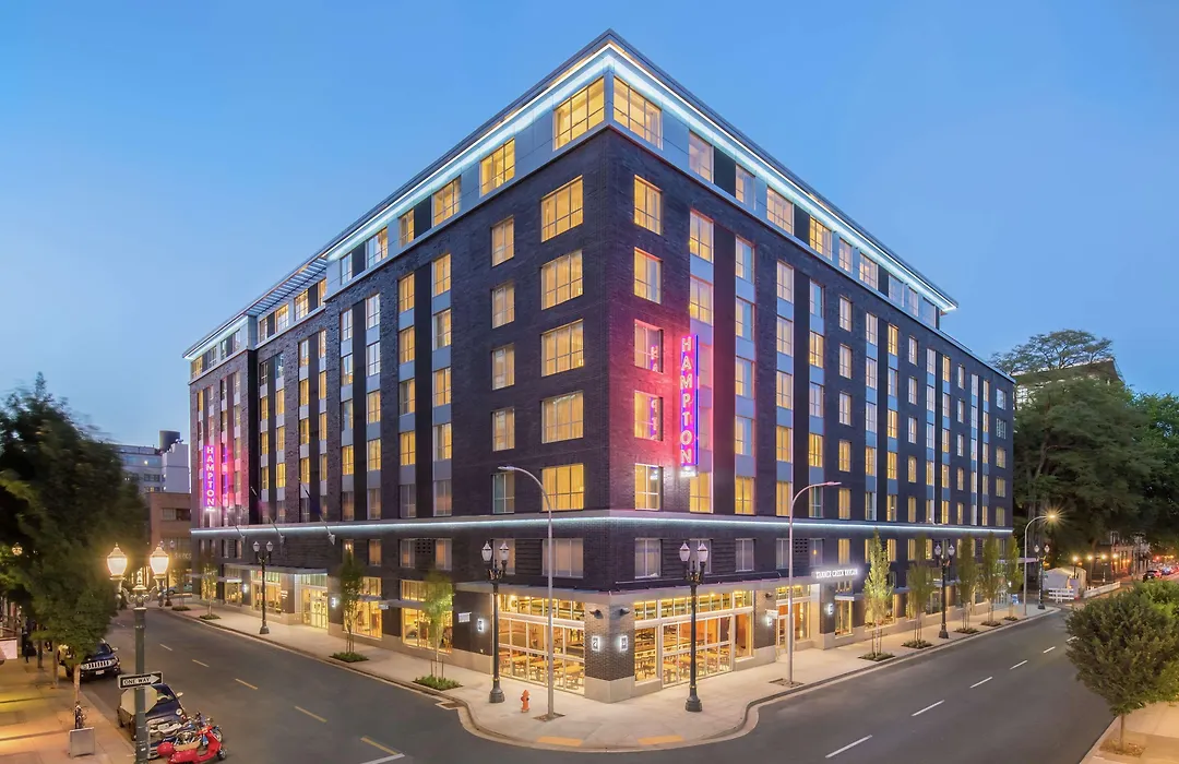 Hampton Inn And Suites By Hilton Portland-Pearl District-1
