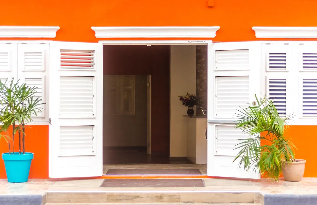 Bed&Bike Curacao - Pietermaai-1
