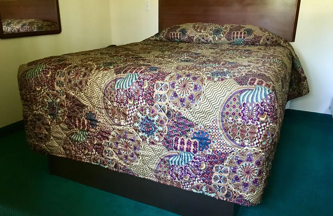 Kingsway Inn-1