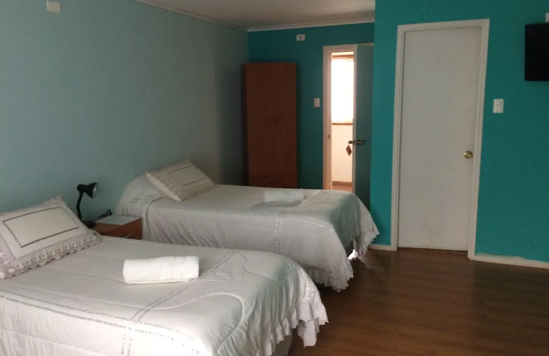 Hostal La Base-1