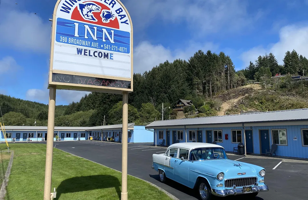 Winchester Bay Inn-1