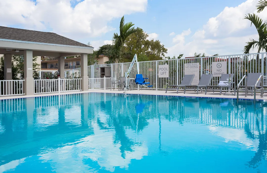 Candlewood Suites Miami Intl Airport - 36Th St By Ihg-1