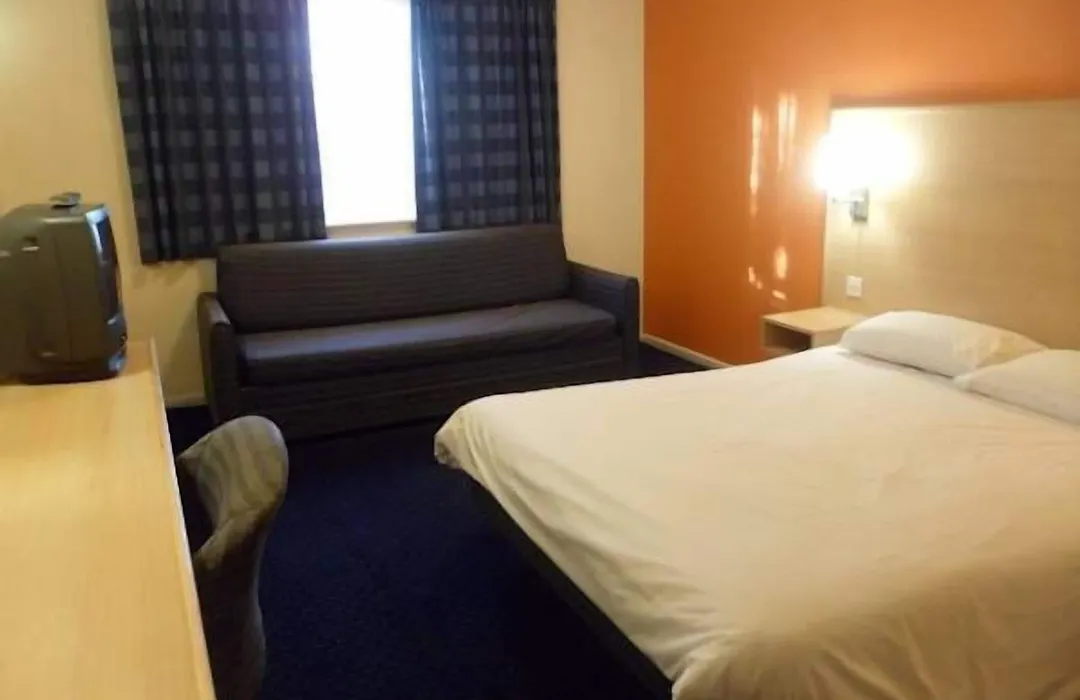 Metro Inns Huddersfield-1