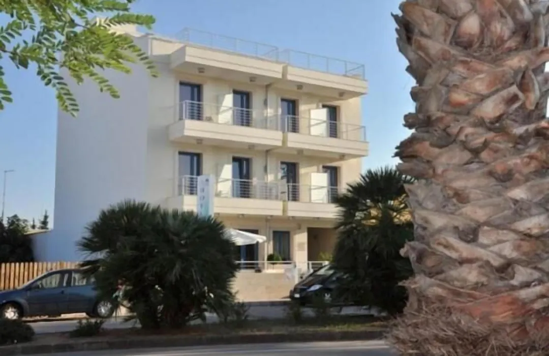 Hotel Perla Dello Ionio-1