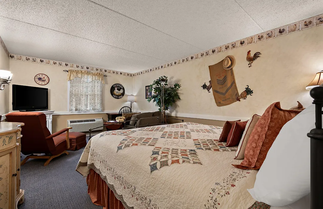 Country Living Inn-1