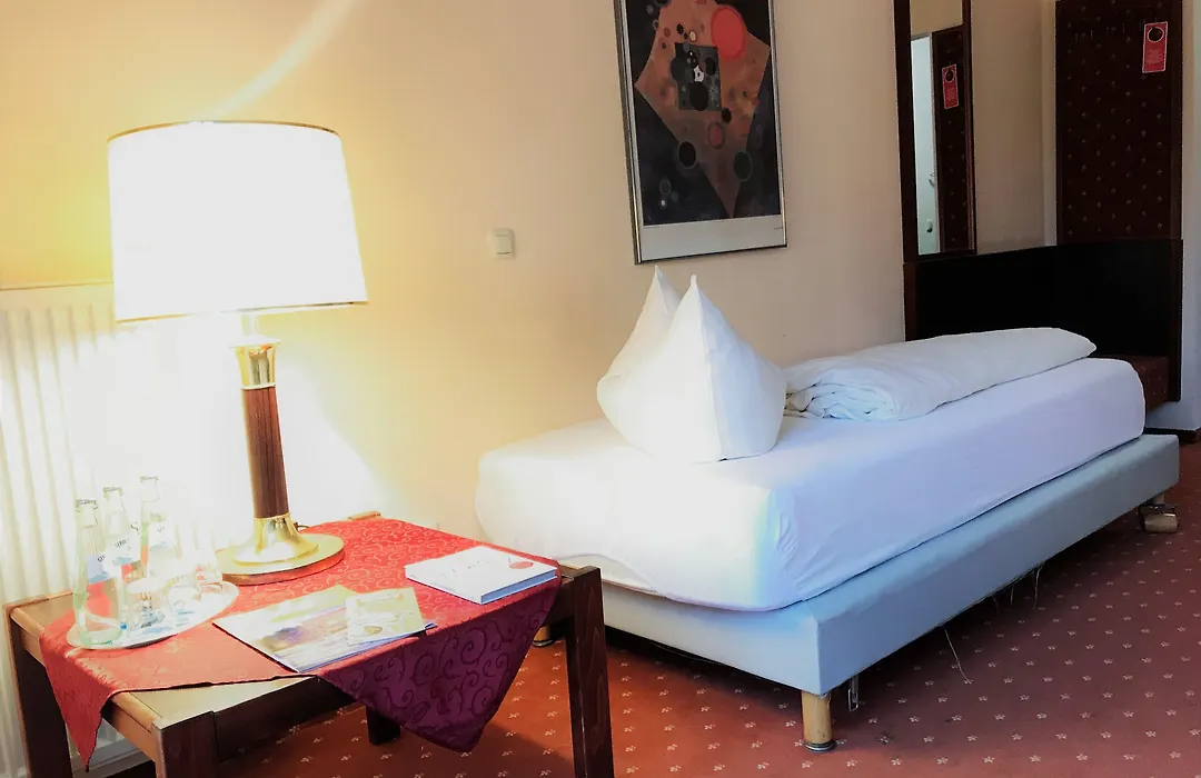 Hotel Senator-1
