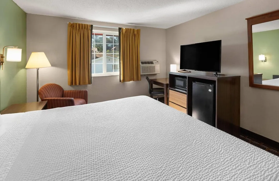 Super 8 By Wyndham Winona Mn-1