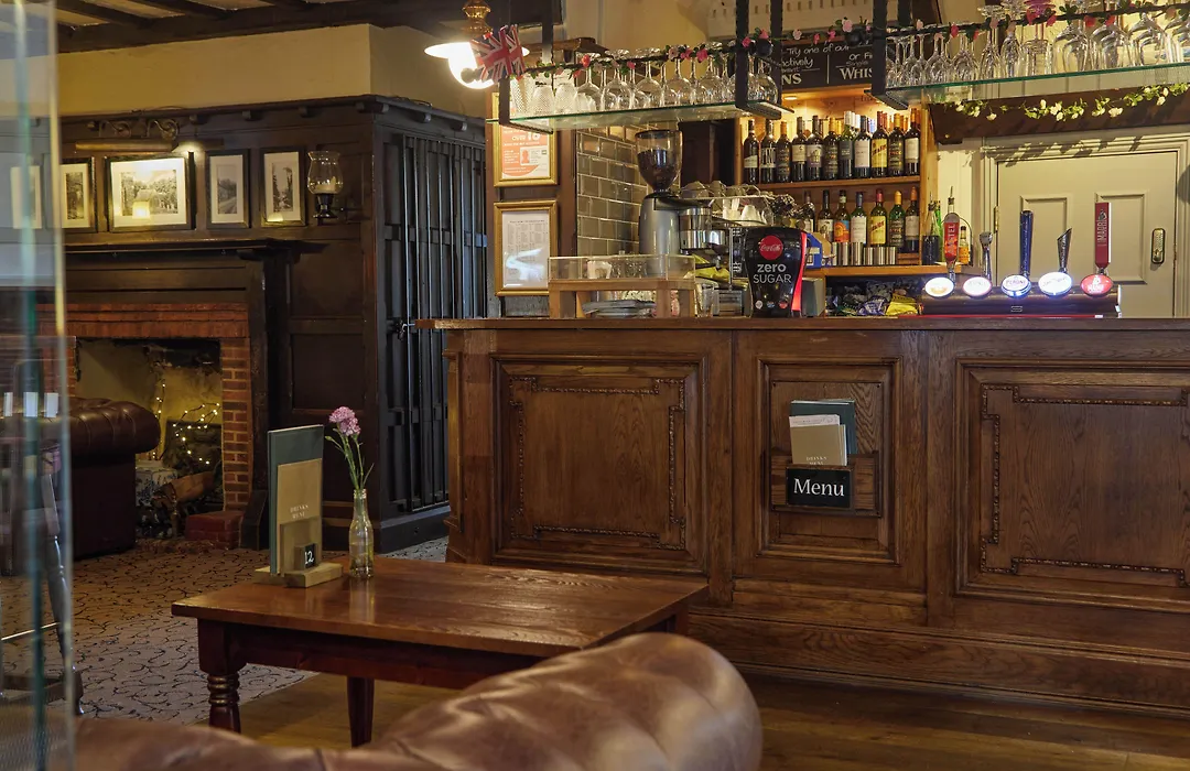 Chequers Inn By Greene King Inns-1